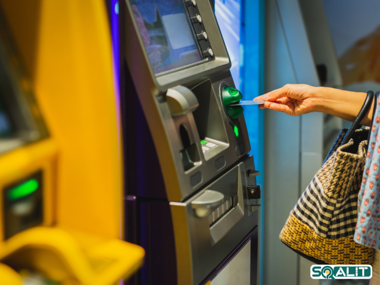 نحوه استفاده از شناسه امارات برای برداشت پول از دستگاه خودپرداز