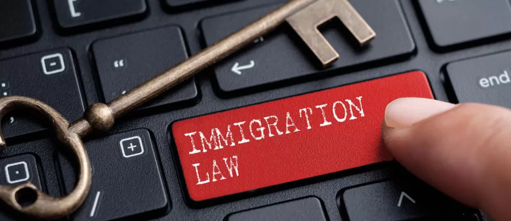 جریمه اقامت بیش از حد در امارات